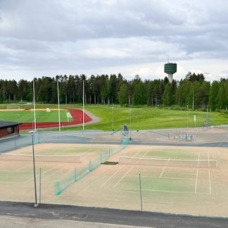 Tenniskenttä 1